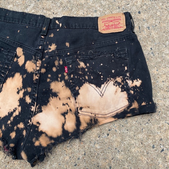 Levi's Pants - Levi’s Classic Slim Stretch Black Bleached Shorts